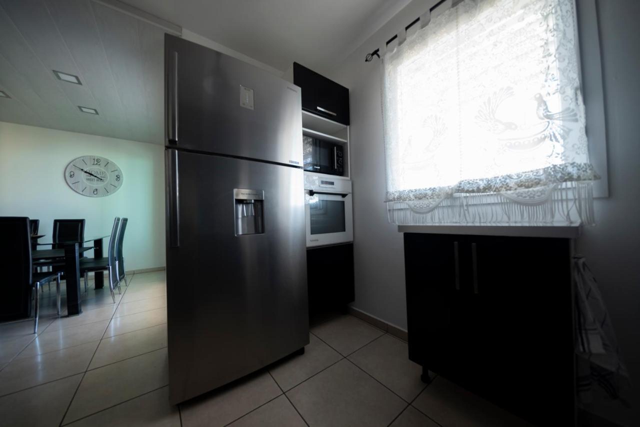 Eden Appartement, T2 49m2, 4 pers vue mer, piscine Saint-Gilles-les-Bains Exterior foto